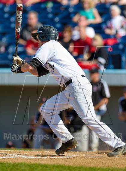 Thumbnail 1 in Libertyville v. Maine South (IHSA Class 4A Super-Sectional Final) photogallery.