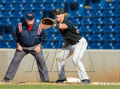 Thumbnail 2 in Libertyville v. Maine South (IHSA Class 4A Super-Sectional Final) photogallery.