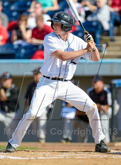 Thumbnail 1 in Libertyville v. Maine South (IHSA Class 4A Super-Sectional Final) photogallery.