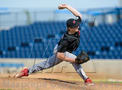 Thumbnail 3 in Libertyville v. Maine South (IHSA Class 4A Super-Sectional Final) photogallery.