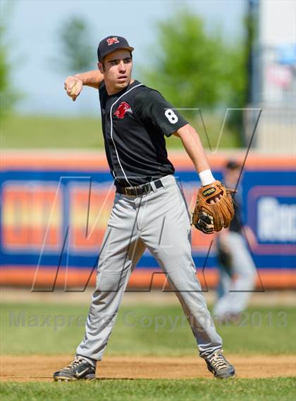 Thumbnail 2 in Libertyville v. Maine South (IHSA Class 4A Super-Sectional Final) photogallery.