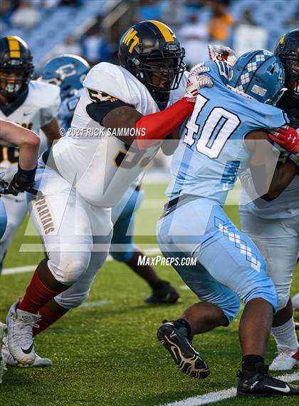 Thumbnail 2 in Cleveland vs. Mount Tabor (NCHSAA 3AA Final) photogallery.