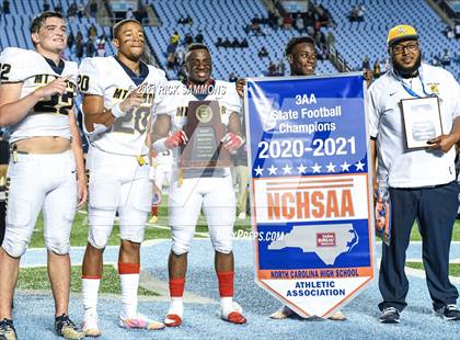 Thumbnail 2 in Cleveland vs. Mount Tabor (NCHSAA 3AA Final) photogallery.