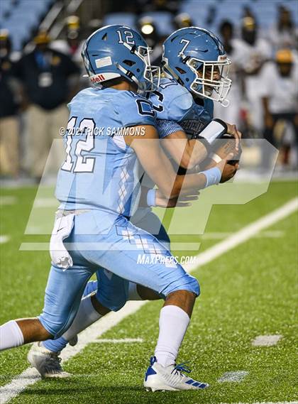 Thumbnail 3 in Cleveland vs. Mount Tabor (NCHSAA 3AA Final) photogallery.