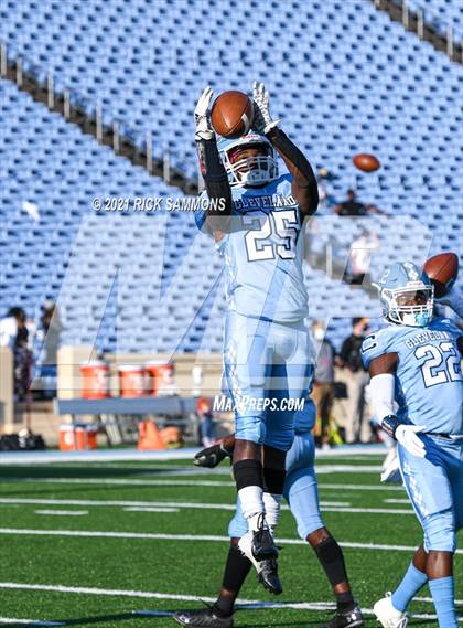 Thumbnail 3 in Cleveland vs. Mount Tabor (NCHSAA 3AA Final) photogallery.
