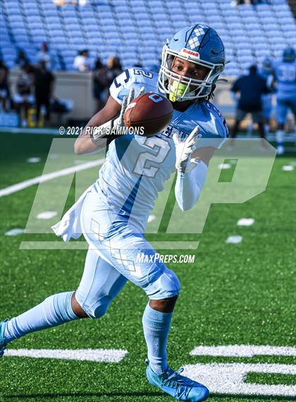 Thumbnail 1 in Cleveland vs. Mount Tabor (NCHSAA 3AA Final) photogallery.