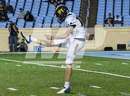 Thumbnail 3 in Cleveland vs. Mount Tabor (NCHSAA 3AA Final) photogallery.
