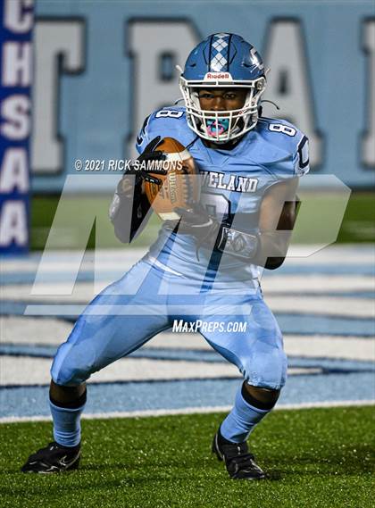 Thumbnail 2 in Cleveland vs. Mount Tabor (NCHSAA 3AA Final) photogallery.