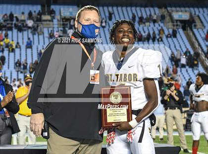 Thumbnail 3 in Cleveland vs. Mount Tabor (NCHSAA 3AA Final) photogallery.