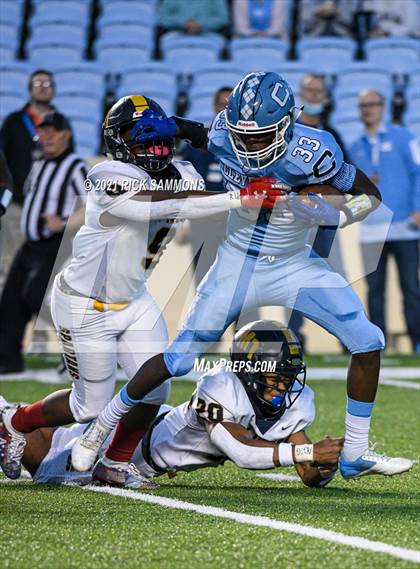 Thumbnail 3 in Cleveland vs. Mount Tabor (NCHSAA 3AA Final) photogallery.