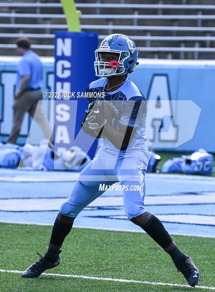 Thumbnail 2 in Cleveland vs. Mount Tabor (NCHSAA 3AA Final) photogallery.