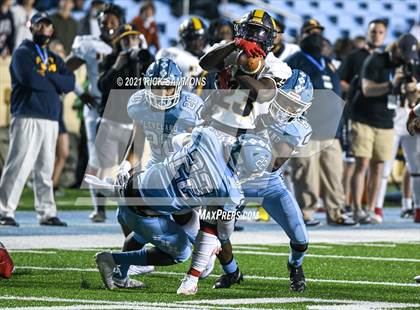 Thumbnail 1 in Cleveland vs. Mount Tabor (NCHSAA 3AA Final) photogallery.