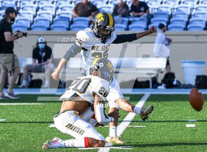 Thumbnail 2 in Cleveland vs. Mount Tabor (NCHSAA 3AA Final) photogallery.