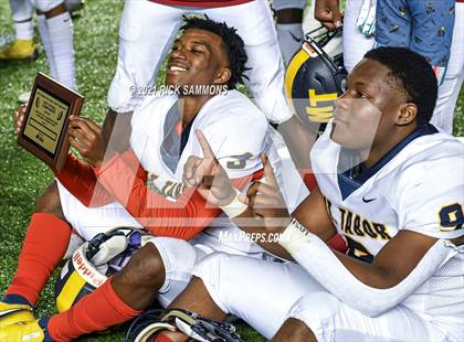 Thumbnail 3 in Cleveland vs. Mount Tabor (NCHSAA 3AA Final) photogallery.