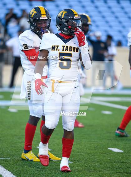 Thumbnail 2 in Cleveland vs. Mount Tabor (NCHSAA 3AA Final) photogallery.