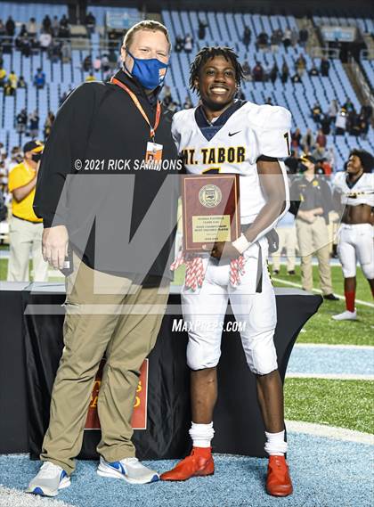 Thumbnail 1 in Cleveland vs. Mount Tabor (NCHSAA 3AA Final) photogallery.