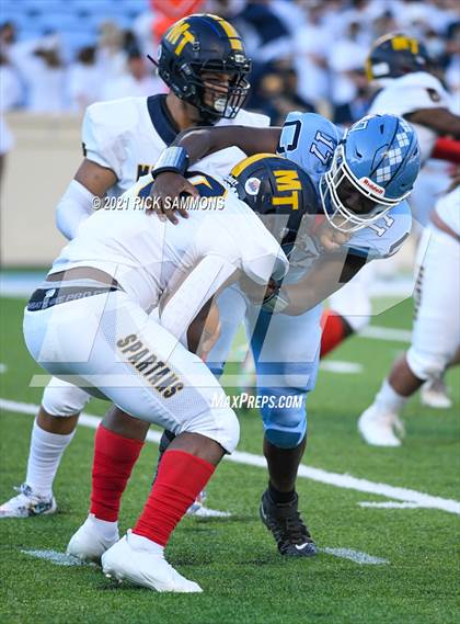 Thumbnail 2 in Cleveland vs. Mount Tabor (NCHSAA 3AA Final) photogallery.
