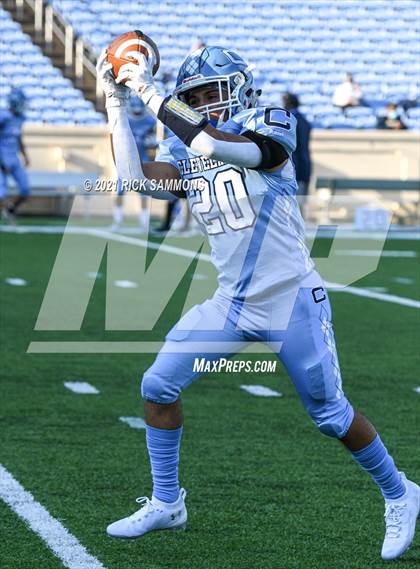 Thumbnail 3 in Cleveland vs. Mount Tabor (NCHSAA 3AA Final) photogallery.
