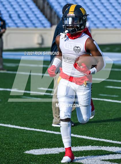 Thumbnail 3 in Cleveland vs. Mount Tabor (NCHSAA 3AA Final) photogallery.