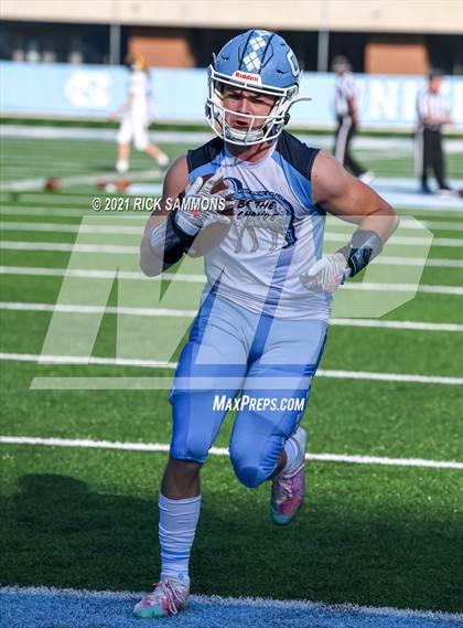 Thumbnail 3 in Cleveland vs. Mount Tabor (NCHSAA 3AA Final) photogallery.