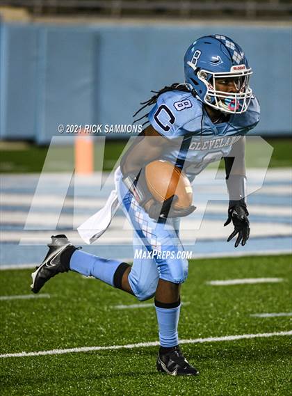 Thumbnail 3 in Cleveland vs. Mount Tabor (NCHSAA 3AA Final) photogallery.