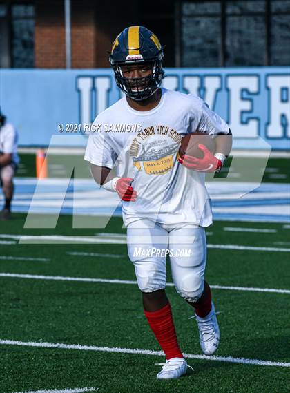 Thumbnail 3 in Cleveland vs. Mount Tabor (NCHSAA 3AA Final) photogallery.