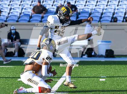 Thumbnail 3 in Cleveland vs. Mount Tabor (NCHSAA 3AA Final) photogallery.