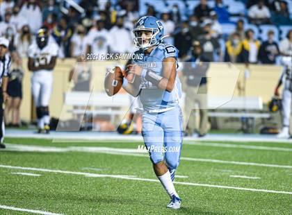 Thumbnail 2 in Cleveland vs. Mount Tabor (NCHSAA 3AA Final) photogallery.