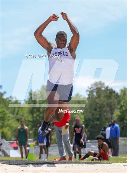 Thumbnail 3 in SCHSL Class AAA Lowcountry Qualifer photogallery.