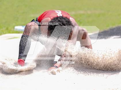 Thumbnail 3 in SCHSL Class AAA Lowcountry Qualifer photogallery.