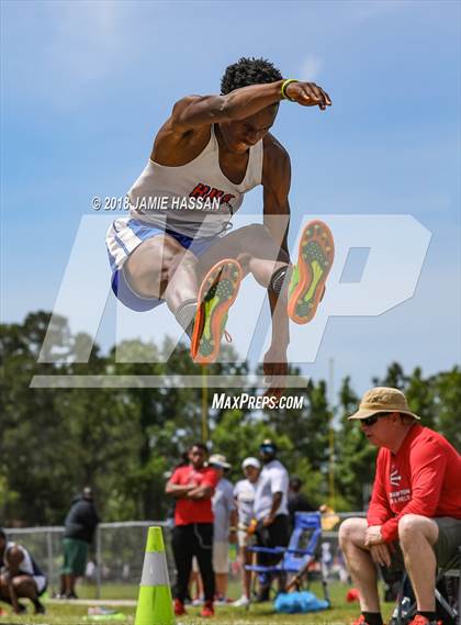 Thumbnail 2 in SCHSL Class AAA Lowcountry Qualifer photogallery.