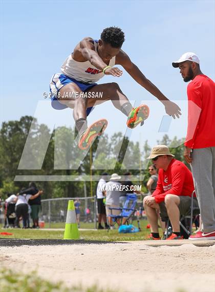 Thumbnail 2 in SCHSL Class AAA Lowcountry Qualifer photogallery.
