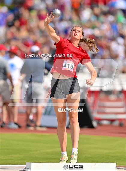 Thumbnail 2 in IHSAA Finals (Shot Put)  photogallery.