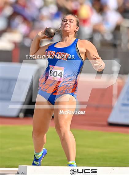 Thumbnail 3 in IHSAA Finals (Shot Put)  photogallery.