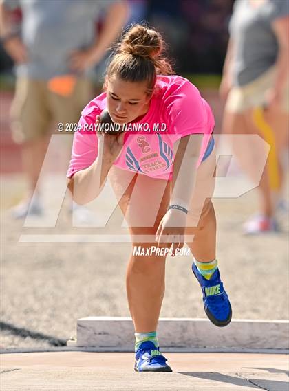 Thumbnail 1 in IHSAA Finals (Shot Put)  photogallery.