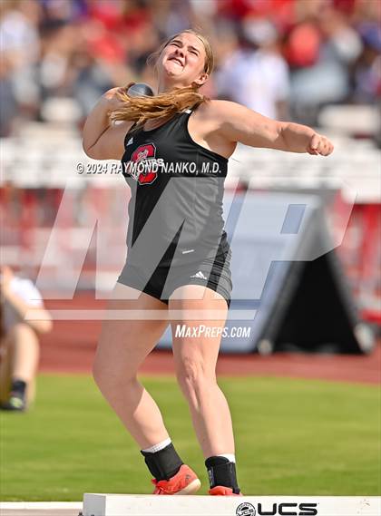 Thumbnail 1 in IHSAA Finals (Shot Put)  photogallery.