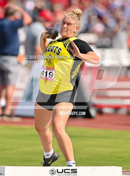 Thumbnail 1 in IHSAA Finals (Shot Put)  photogallery.