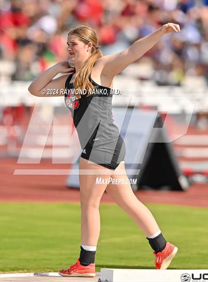 Thumbnail 2 in IHSAA Finals (Shot Put)  photogallery.
