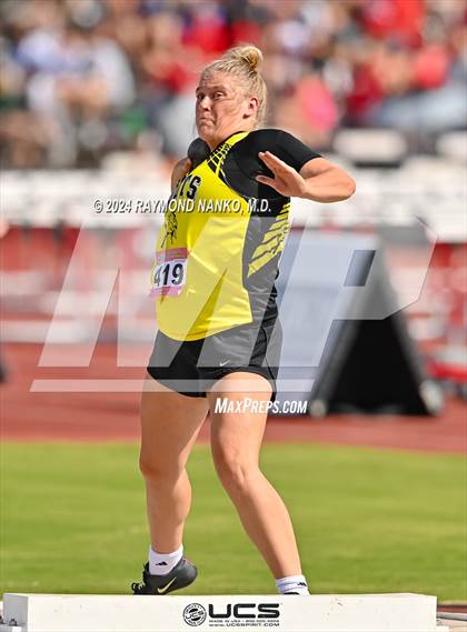 Thumbnail 2 in IHSAA Finals (Shot Put)  photogallery.