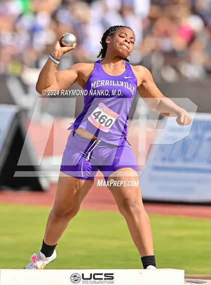 Thumbnail 1 in IHSAA Finals (Shot Put)  photogallery.