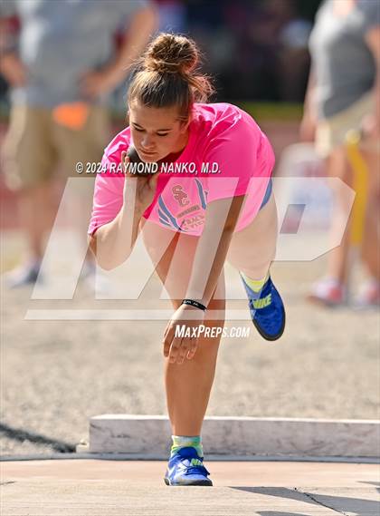 Thumbnail 3 in IHSAA Finals (Shot Put)  photogallery.