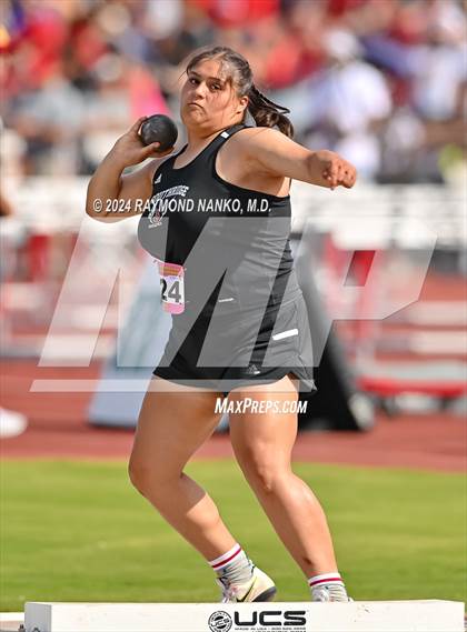 Thumbnail 3 in IHSAA Finals (Shot Put)  photogallery.