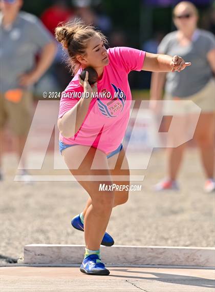 Thumbnail 3 in IHSAA Finals (Shot Put)  photogallery.
