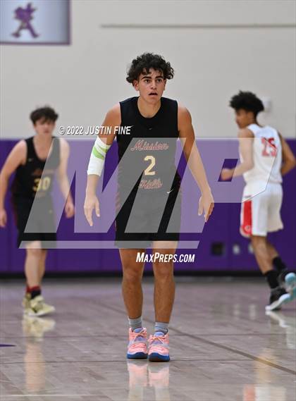 Thumbnail 2 in Mission Hills vs. Camas (Torrey Pines Holiday Classic) photogallery.