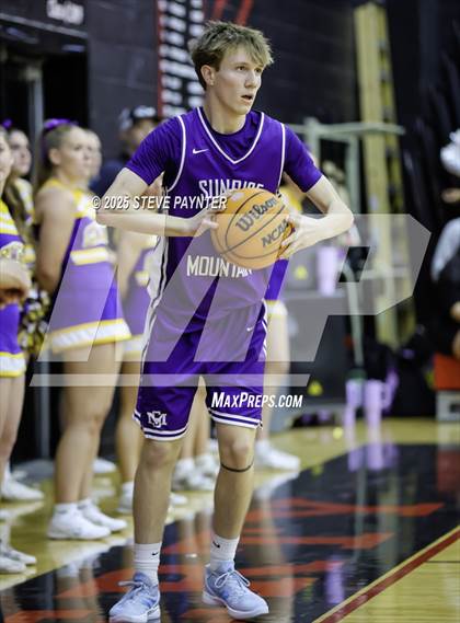 Thumbnail 1 in Sunrise Mountain @ Liberty photogallery.