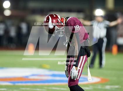 Thumbnail 2 in Raines vs Bolles (FHSAA 2M Regional Final) photogallery.