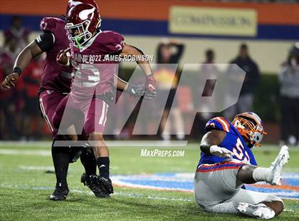 Thumbnail 3 in Raines vs Bolles (FHSAA 2M Regional Final) photogallery.