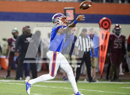 Thumbnail 3 in Raines vs Bolles (FHSAA 2M Regional Final) photogallery.
