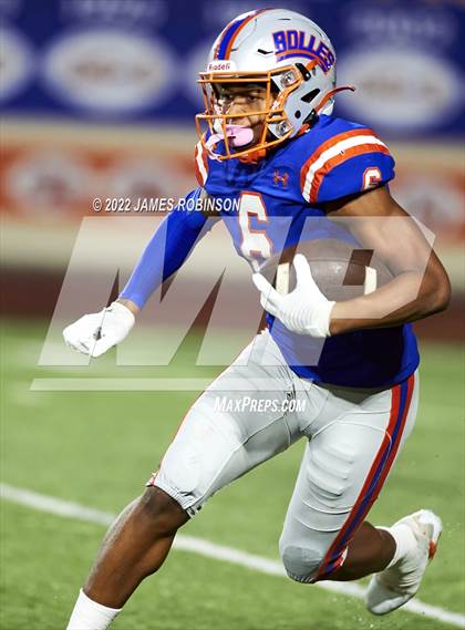 Thumbnail 3 in Raines vs Bolles (FHSAA 2M Regional Final) photogallery.