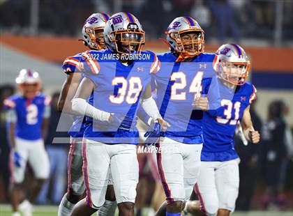 Thumbnail 2 in Raines vs Bolles (FHSAA 2M Regional Final) photogallery.